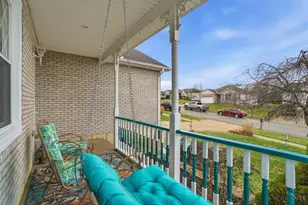 74 Thornhill Dr, Hamilton, OH 45013 - Photo 2