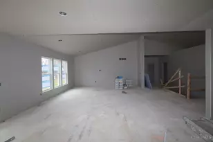 1880 Grove Park Dr, Miami Township, OH 45150 - Photo 10