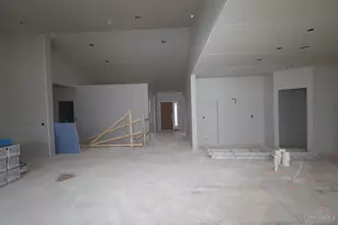 1880 Grove Park Dr, Miami Township, OH 45150 - Photo 12