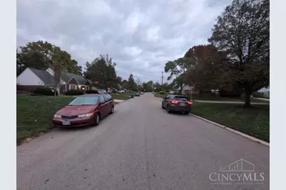 332 N Bromfield Road, Kettering, OH 45429 - Photo 4