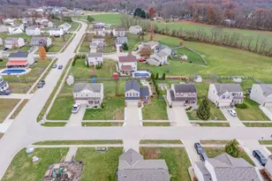 25656 Hearthstone Dr, Saint Leon, IN 47012 - Photo 24