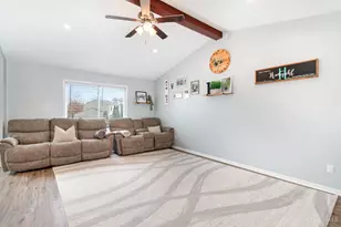 25656 Hearthstone Dr, Saint Leon, IN 47012 - Photo 6