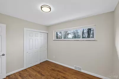 8663 Mockingbird Lane, Springfield Township, OH 45231 - Photo 10