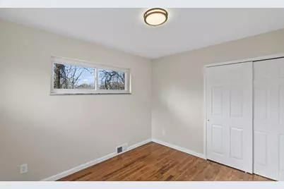 8663 Mockingbird Lane, Springfield Township, OH 45231 - Photo 8