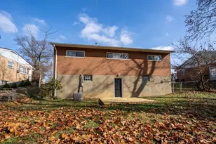 8663 Mockingbird Ln, Springfield Township, OH 45231 - Photo 32