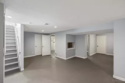 8663 Mockingbird Lane, Springfield Township, OH 45231 - Photo 22