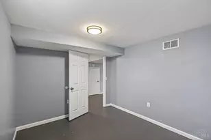 8663 Mockingbird Ln, Springfield Township, OH 45231 - Photo 28