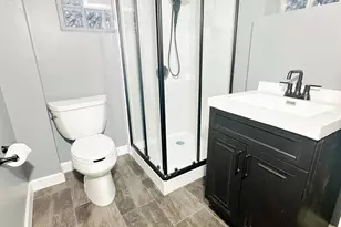 6538 S Oak Knoll Dr, Cincinnati, OH 45224 - Photo 16