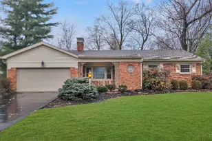 7963 Mitchell Farm Ln, Montgomery, OH 45242 - Photo 2