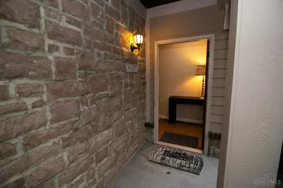 9107 Park Place Circle, West Chester, OH 45069 - Photo 8