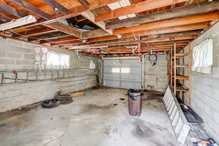 324 E Willow Ave, Glendale, OH 45246 - Photo 42