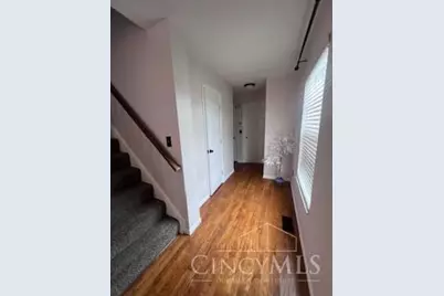 8140 Wells Crossing, West Chester, OH 45069 - Photo 2