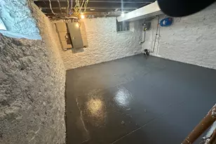 36 Wuest St, Cincinnati, OH 45217 - Photo 14