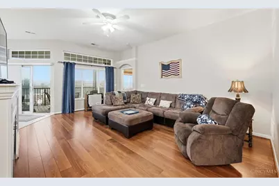 7843 Bridge Point Drive, Green Township, OH 45248 - Photo 10