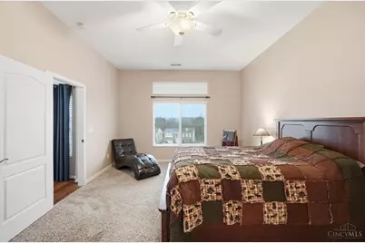 7843 Bridge Point Drive, Green Township, OH 45248 - Photo 34
