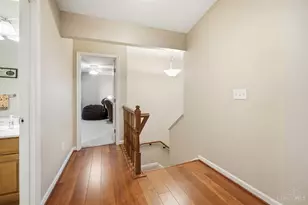 7843 Bridge Point Dr, Green Township, OH 45248 - Photo 8