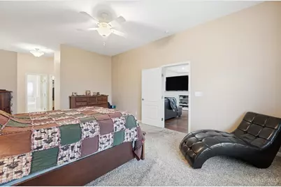 7843 Bridge Point Drive, Green Township, OH 45248 - Photo 32