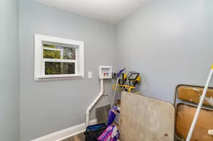 163 Washington Ave, Glendale, OH 45246 - Photo 16