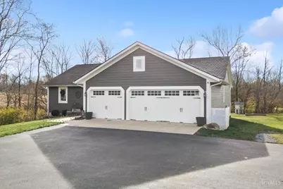 160 Meadowbrooke Drive, Adams Township, OH 45177 - Photo 4