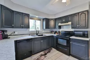 1398 Lorelei Dr, Perry Township, OH 45118 - Photo 14