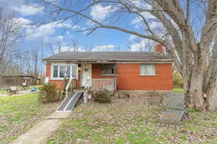 20623 Fayetteville Blanchester Rd, Perry Township, OH 45118 - Photo 1