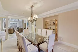 335 Ashley Ln, Wyoming, OH 45215 - Photo 8