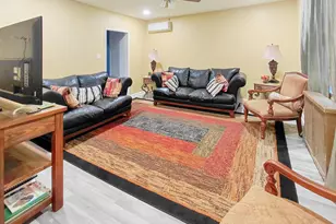 5751 Belmont Ave, Cincinnati, OH 45224 - Photo 2