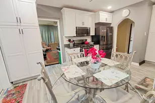 5751 Belmont Ave, Cincinnati, OH 45224 - Photo 24