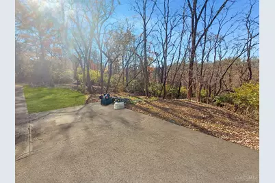 5751 Belmont Avenue, Cincinnati, OH 45224 - Photo 26