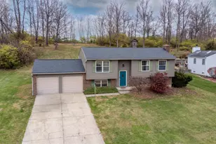 5804 Cedaridge Dr, Green Township, OH 45247 - Photo 2