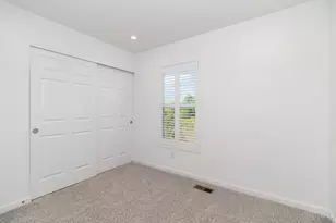 7096 Daybreak Dr, Colerain Township, OH 45247 - Photo 18