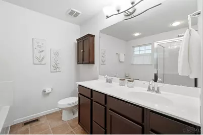 6161 Royal Garden Court, Liberty Township, OH 45044 - Photo 8