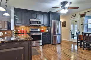 3926 E Taylor School Rd, Wayne Township, OH 45011 - Photo 12