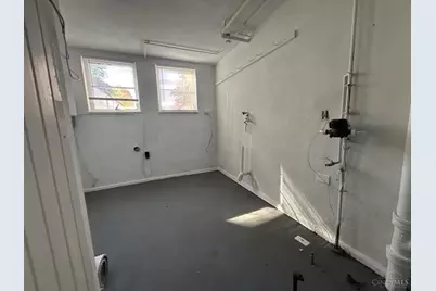 6 Chalmers Court, Green Hills, OH 45218 - Photo 10