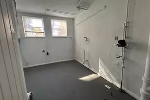 6 Chalmers Ct, Green Hills, OH 45218 - Photo 10