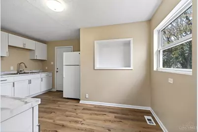 8729 Morningstar Lane, Springfield Township, OH 45231 - Photo 6