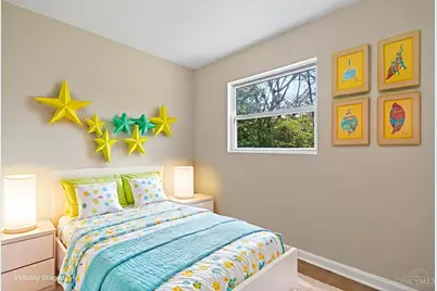 8729 Morningstar Lane, Springfield Township, OH 45231 - Photo 12