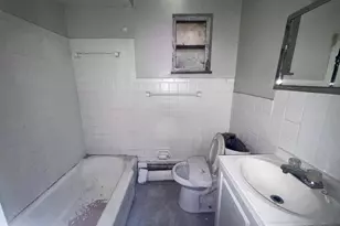 1934 Grand Ave, Cincinnati, OH 45214 - Photo 10