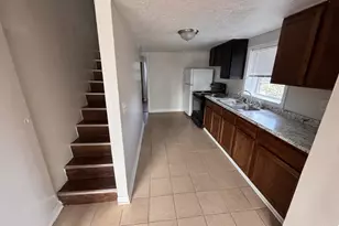 2048 4th Ave, Springfield Township, OH 45224 - Photo 6