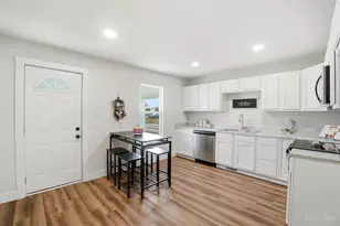 10173 Walnut St, Pleasant Plain, OH 45162 - Photo 4