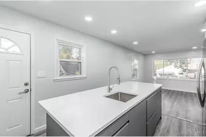 4222 Georgia Avenue, Cincinnati, OH 45223 - Photo 12