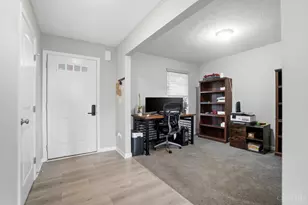 668 Catalpa Dr, Wilmington, OH 45177 - Photo 6