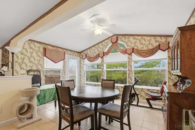 2122 Castle Pines Court, Hamilton, OH 45013 - Photo 8