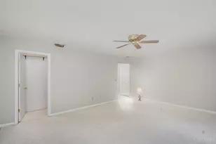 5440 Asbury Lake Dr, Green Township, OH 45247 - Photo 18