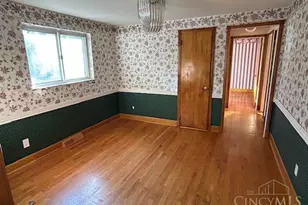 1233 Deblin Dr, Miami Township, OH 45150 - Photo 6