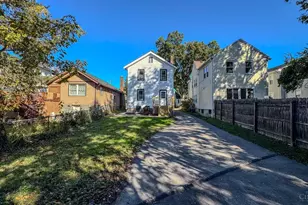 6949 Cambridge Ave, Mariemont, OH 45227 - Photo 4