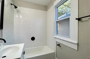 6949 Cambridge Ave, Mariemont, OH 45227 - Photo 16