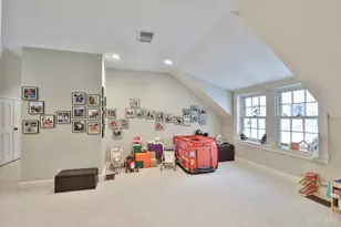 9675 Cunningham Rd, Indian Hill, OH 45243 - Photo 46