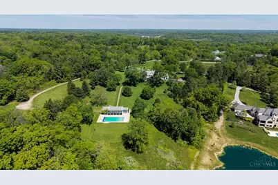 9675 Cunningham Road, Indian Hill, OH 45243 - Photo 98