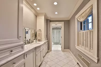 9675 Cunningham Road, Indian Hill, OH 45243 - Photo 32